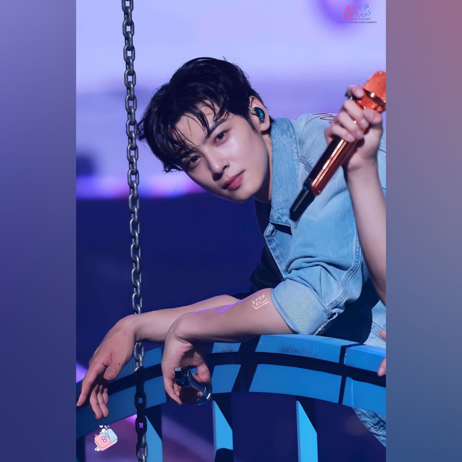 Recent activity shot of Cha Eunwoo