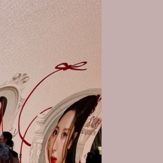 A moment captured by a fan of Bona