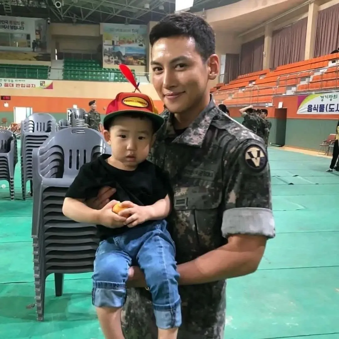 Recent activity shot of Ji Changwook