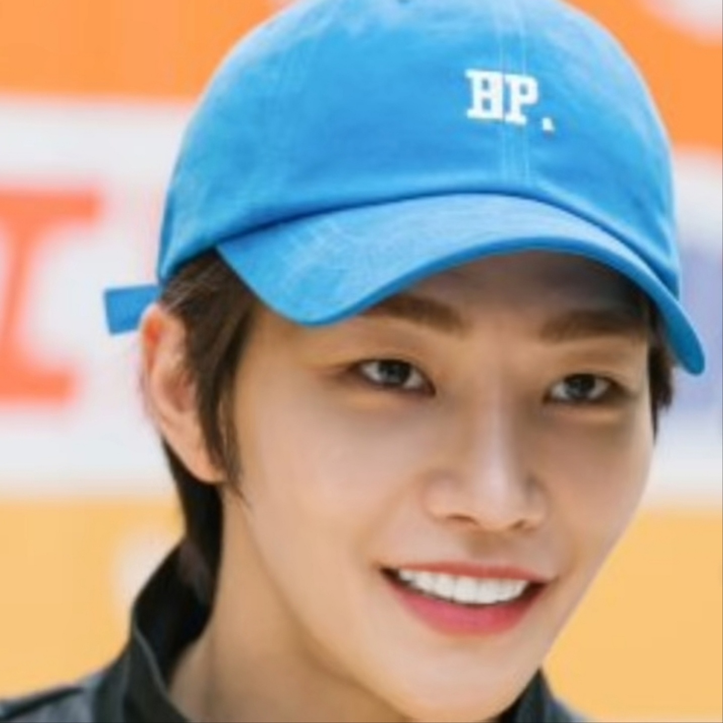 Behind-the-scenes cut of Kim Jaeyoung