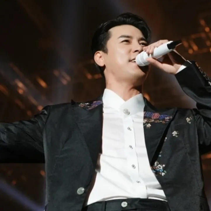 Foto kegiatan terbaru dari Jang Minho