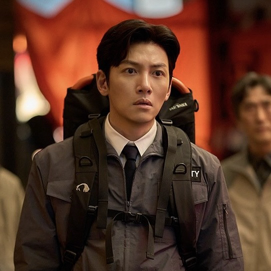 池昌旭的最新照片