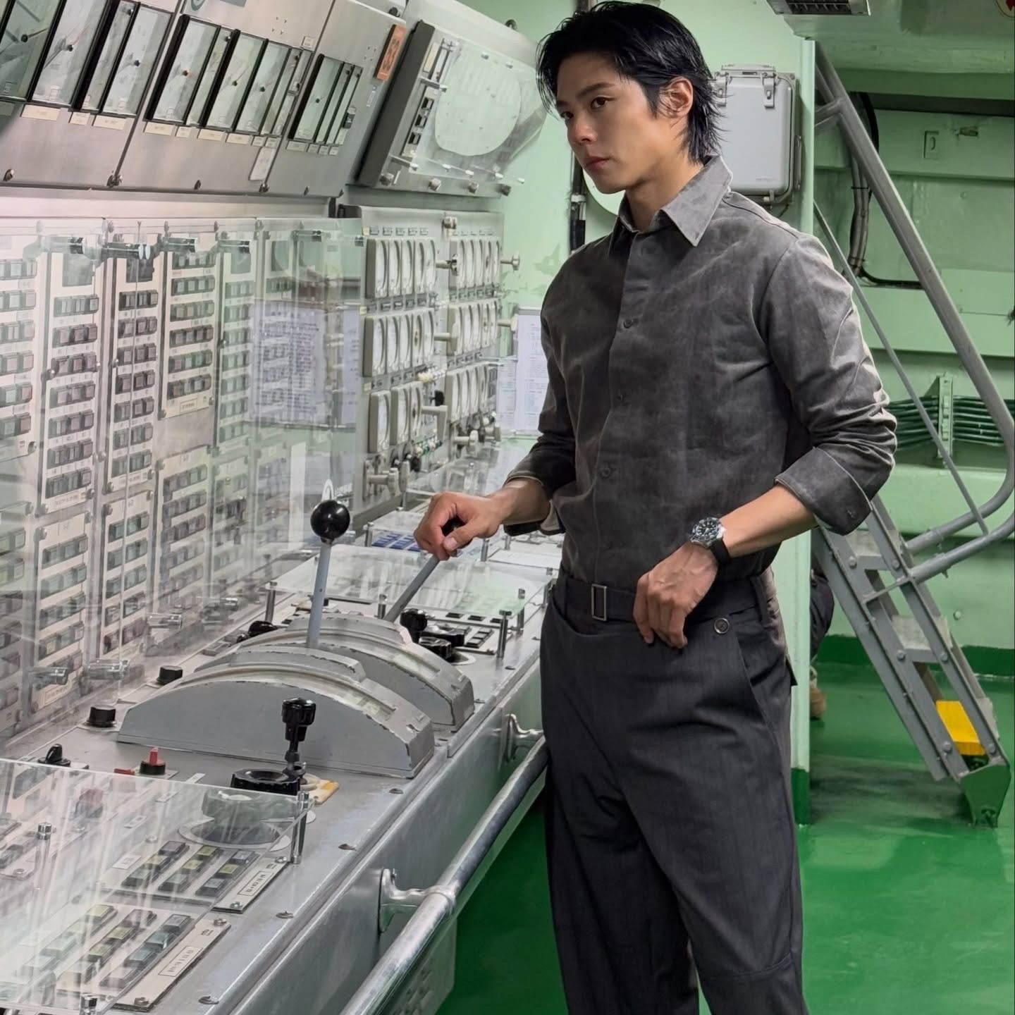 A moment captured by a fan of Park Bogum