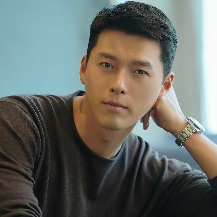 Foto kegiatan terbaru dari Hyun Bin