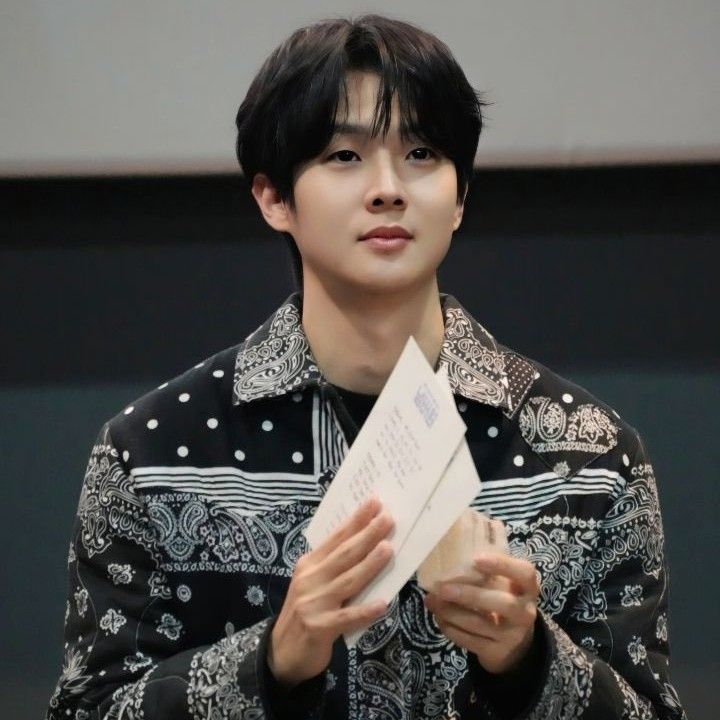 Recent activity shot of Choi Wooshik