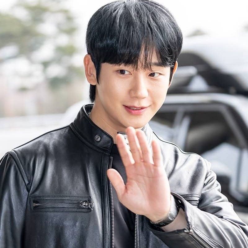 Behind-the-scenes cut of Jung Haein