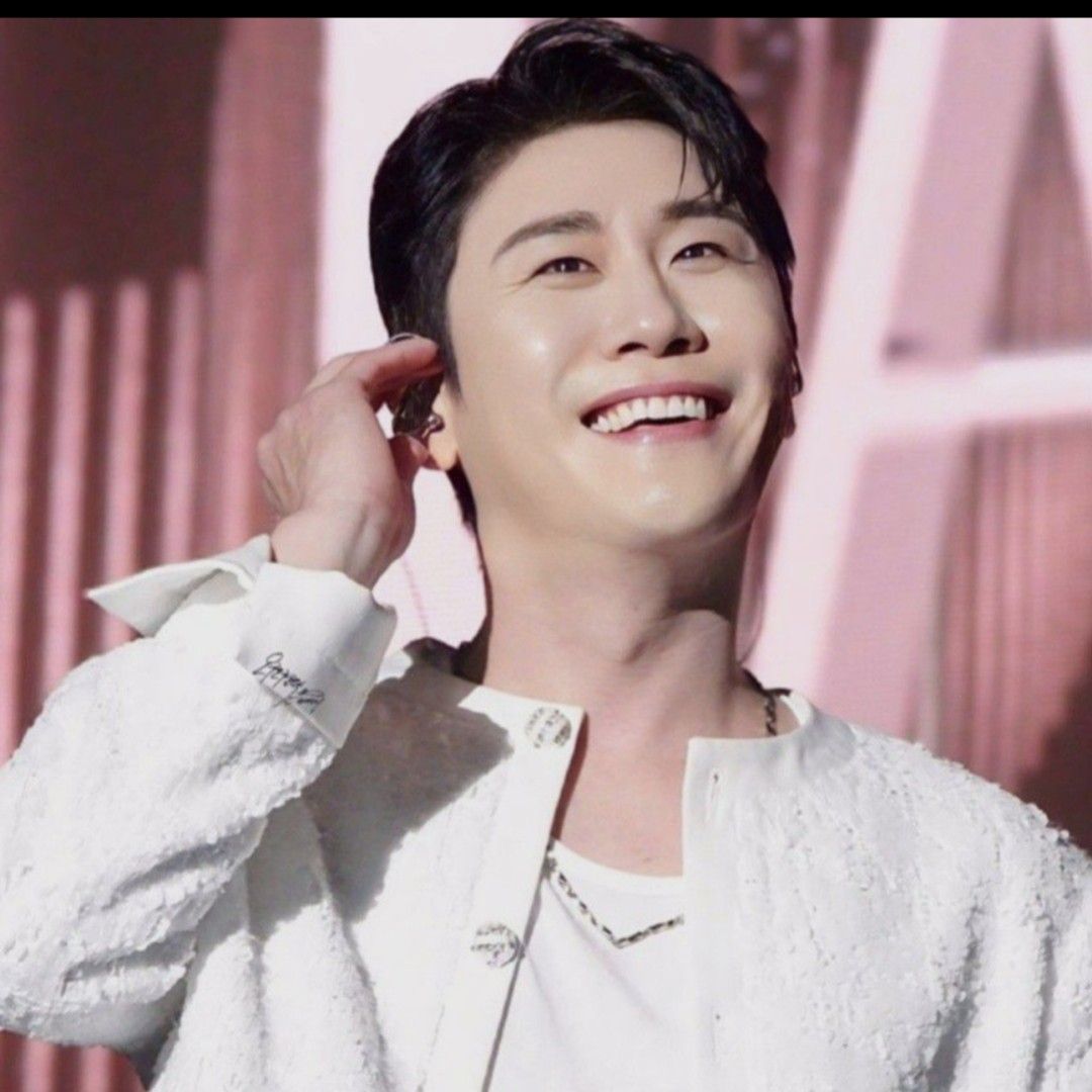 영탁의 최신 사진