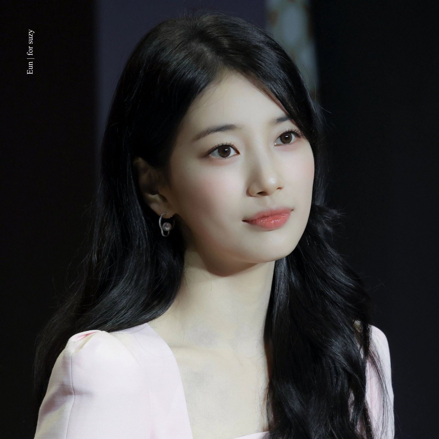 ペ・スジの最新写真