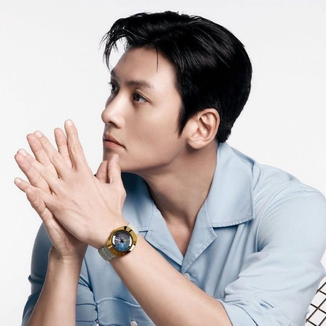 Behind-the-scenes cut of Ji Changwook