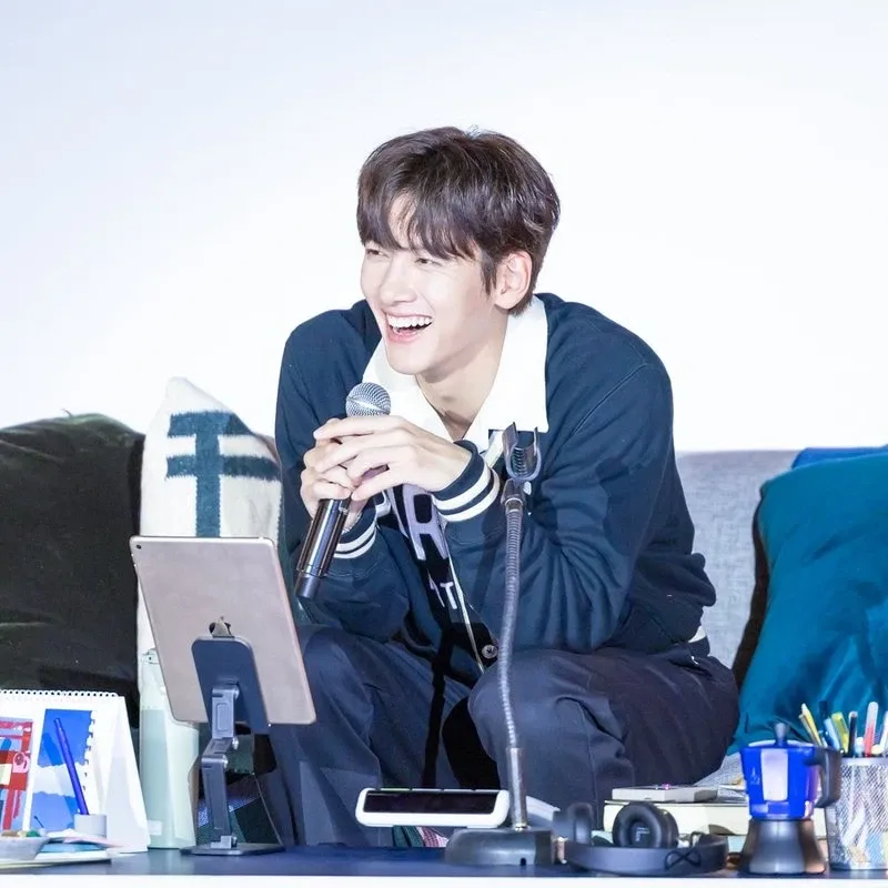 Latest photo of Ji Changwook
