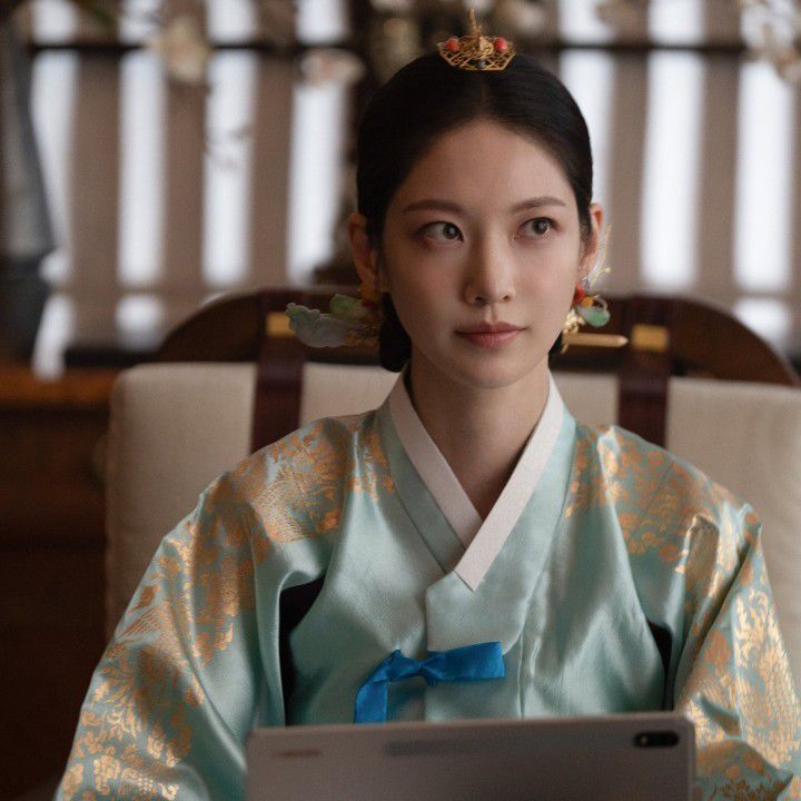 Latest photo of Gong Seungyeon