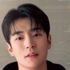 A moment captured by a fan of Park Seoham