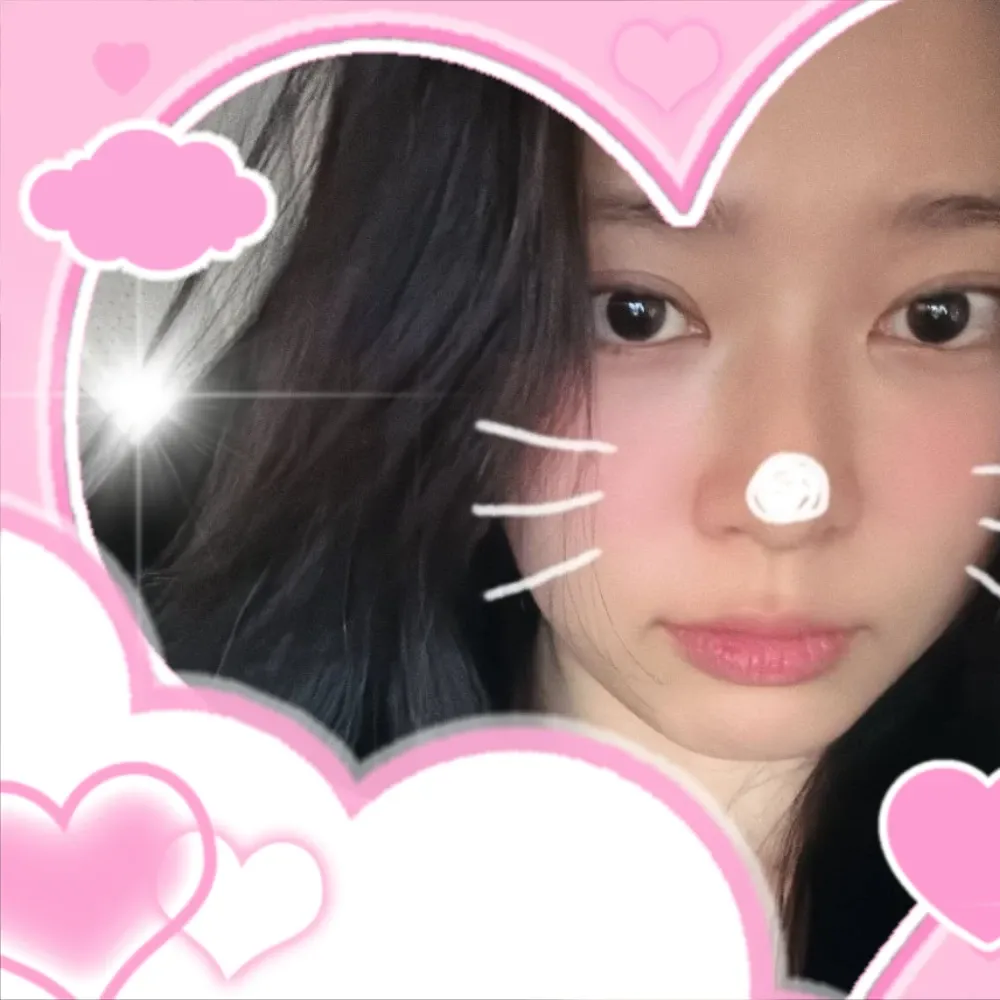 Latest photo of Kim Minju