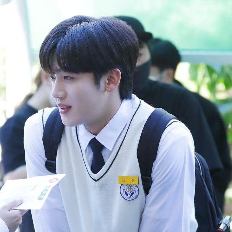 Latest photo of Kim Yohan