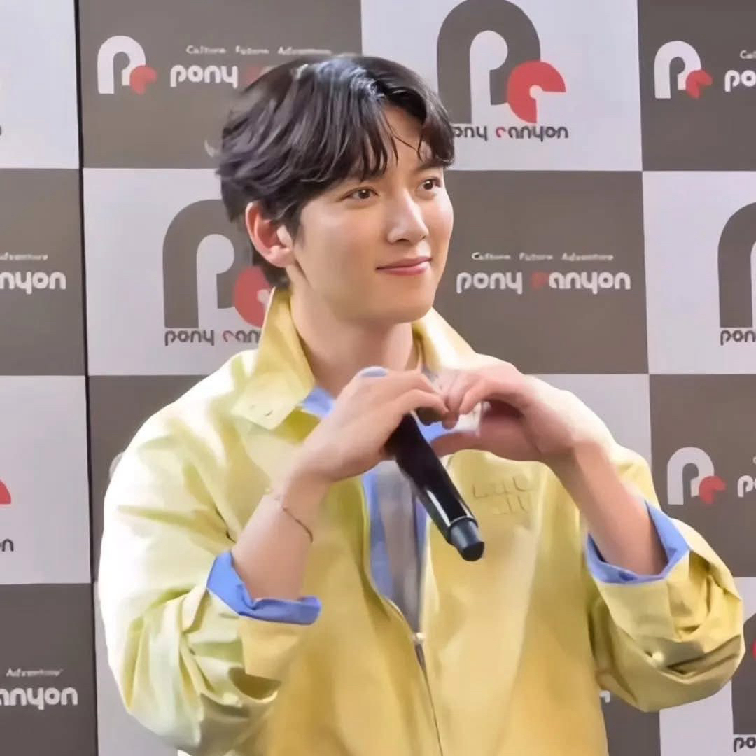 チ・チャンウクの最近の活動ショット