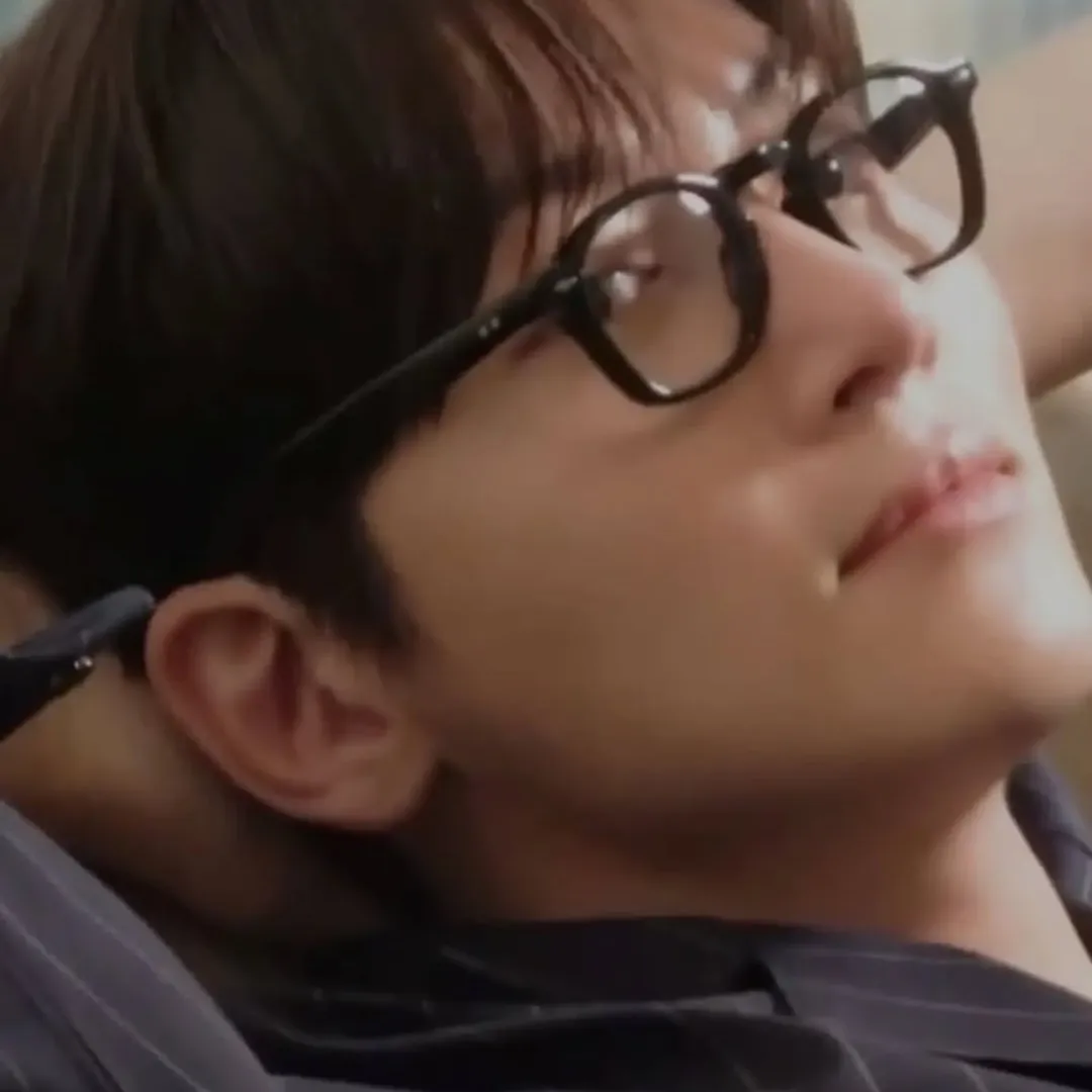 Behind-the-scenes cut of Ji Changwook