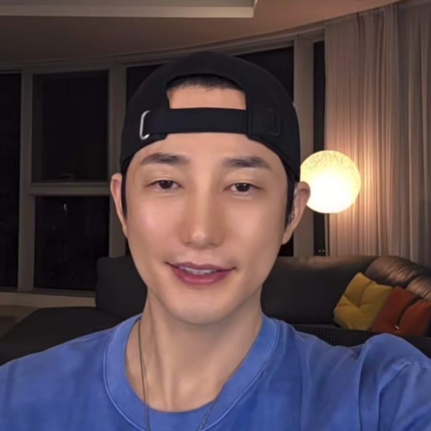 Behind-the-scenes cut of Park Sihoo