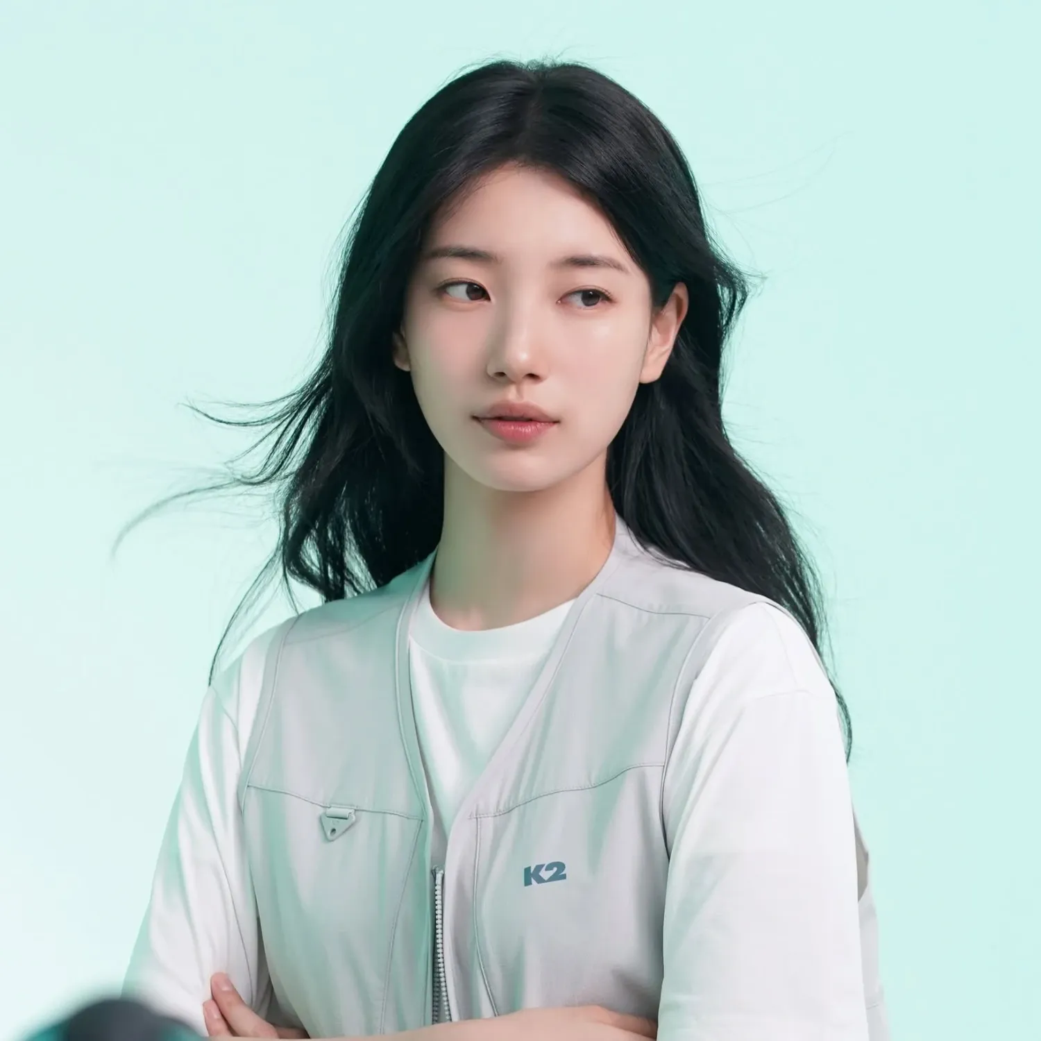 Behind-the-scenes cut of Bae Suzy