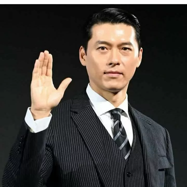Cuplikan di balik layar dari Hyun Bin
