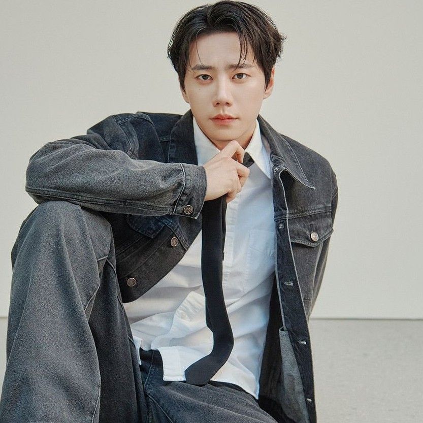 Latest photo of Lee Junyoung