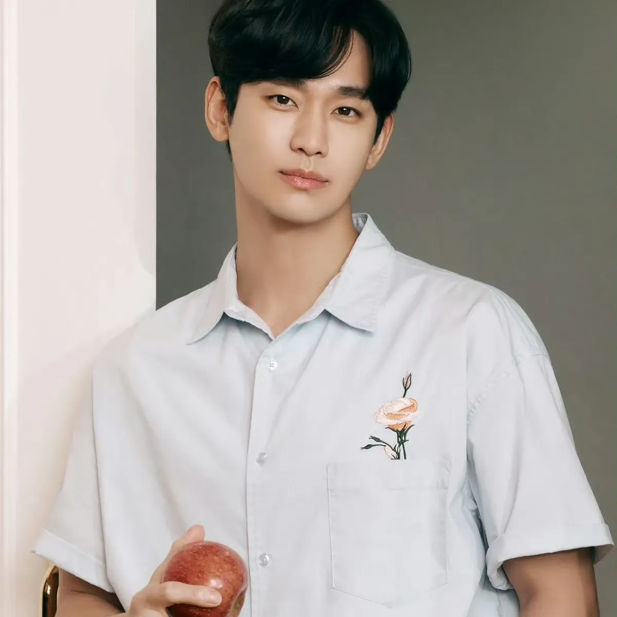 A moment captured by a fan of Kim Soohyun
