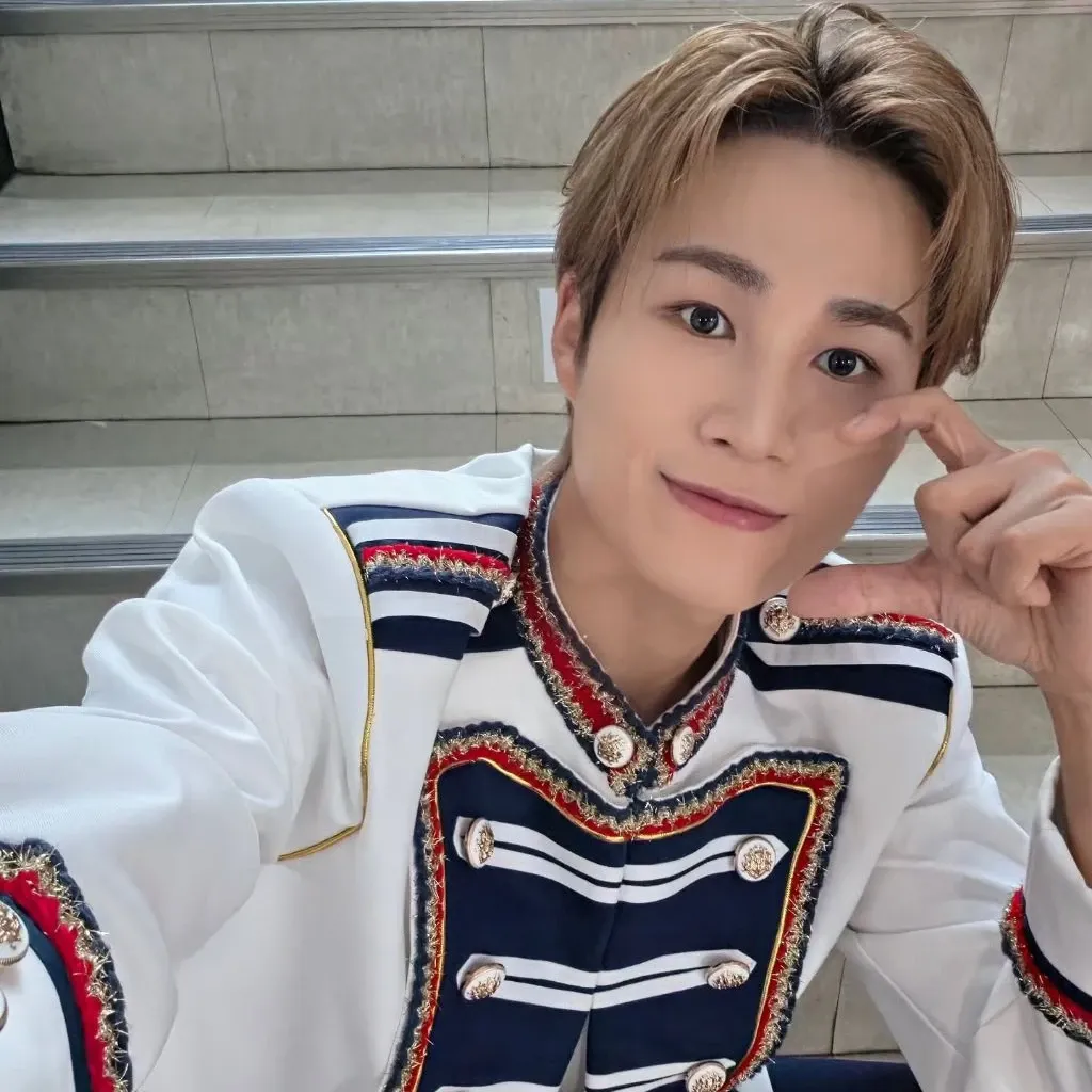 Cuplikan di balik layar dari Kim Heejae