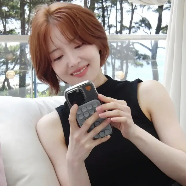 Latest photo of Lee Seyoung