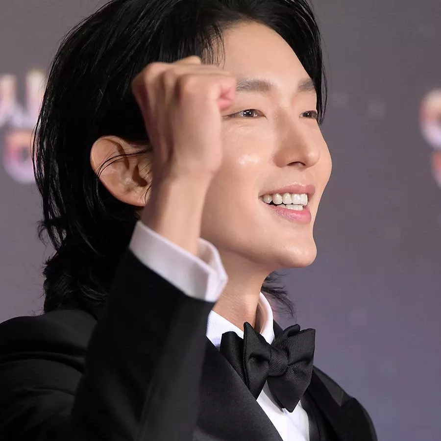 이준기 최근 활동샷