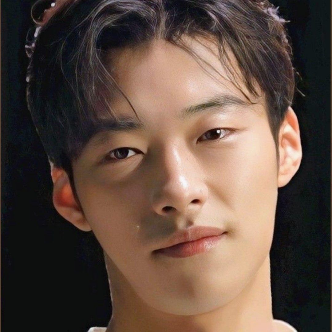 A moment captured by a fan of Woo Dohwan