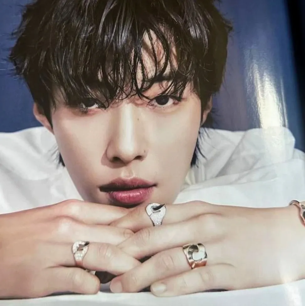 Behind-the-scenes cut of Woo Dohwan