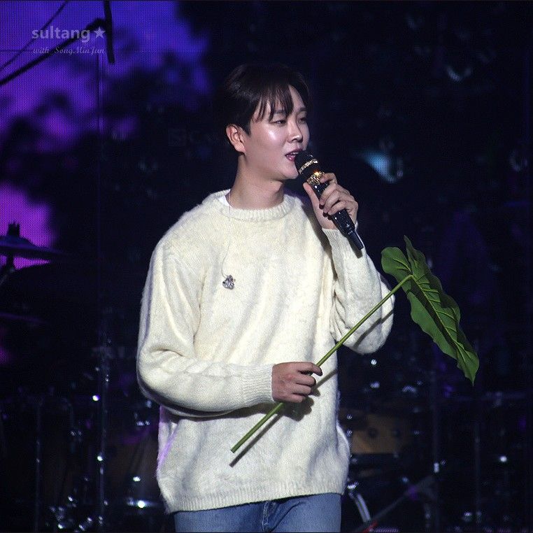 Recent activity shot of Song Minjun