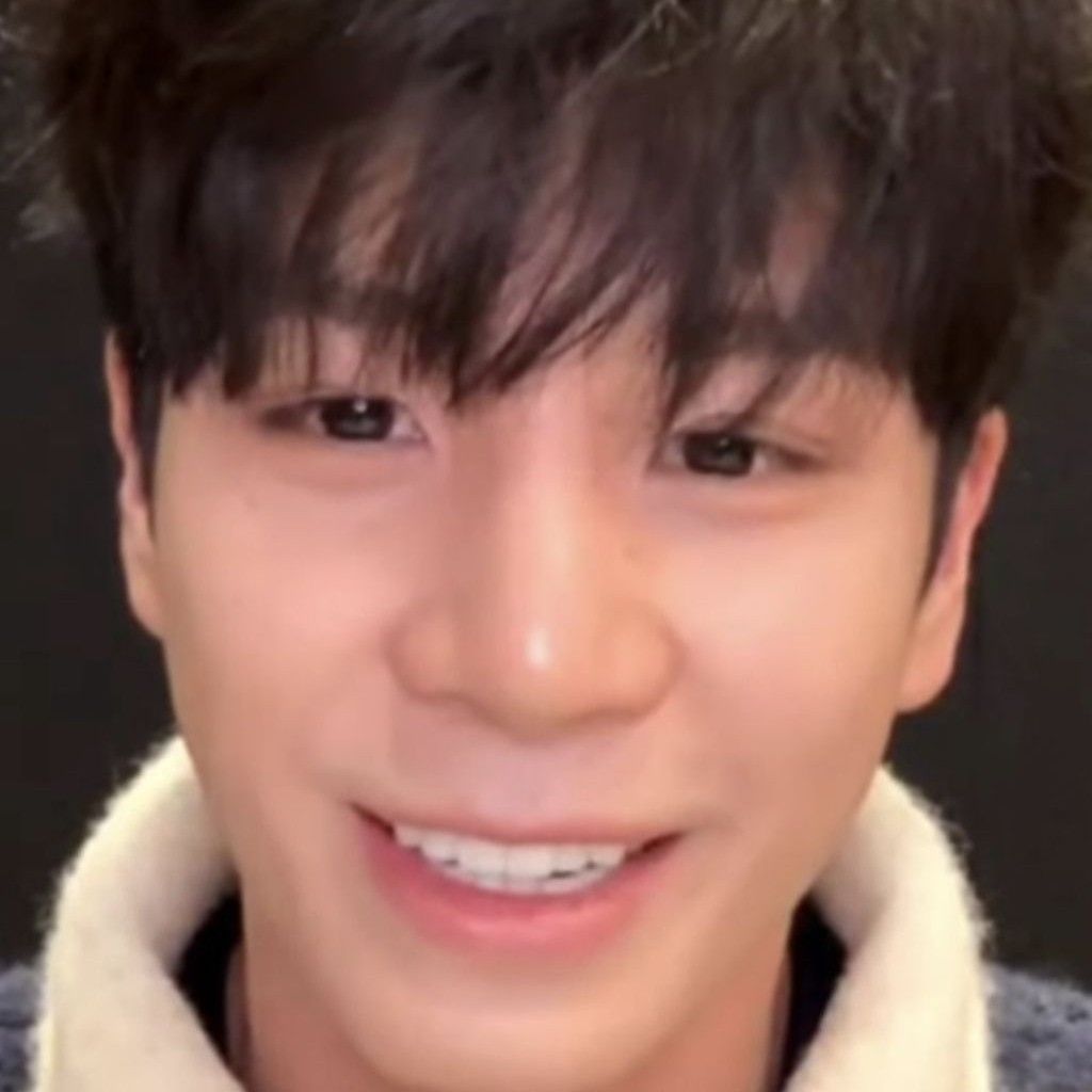 チョン・ドンウォンの最近の活動ショット