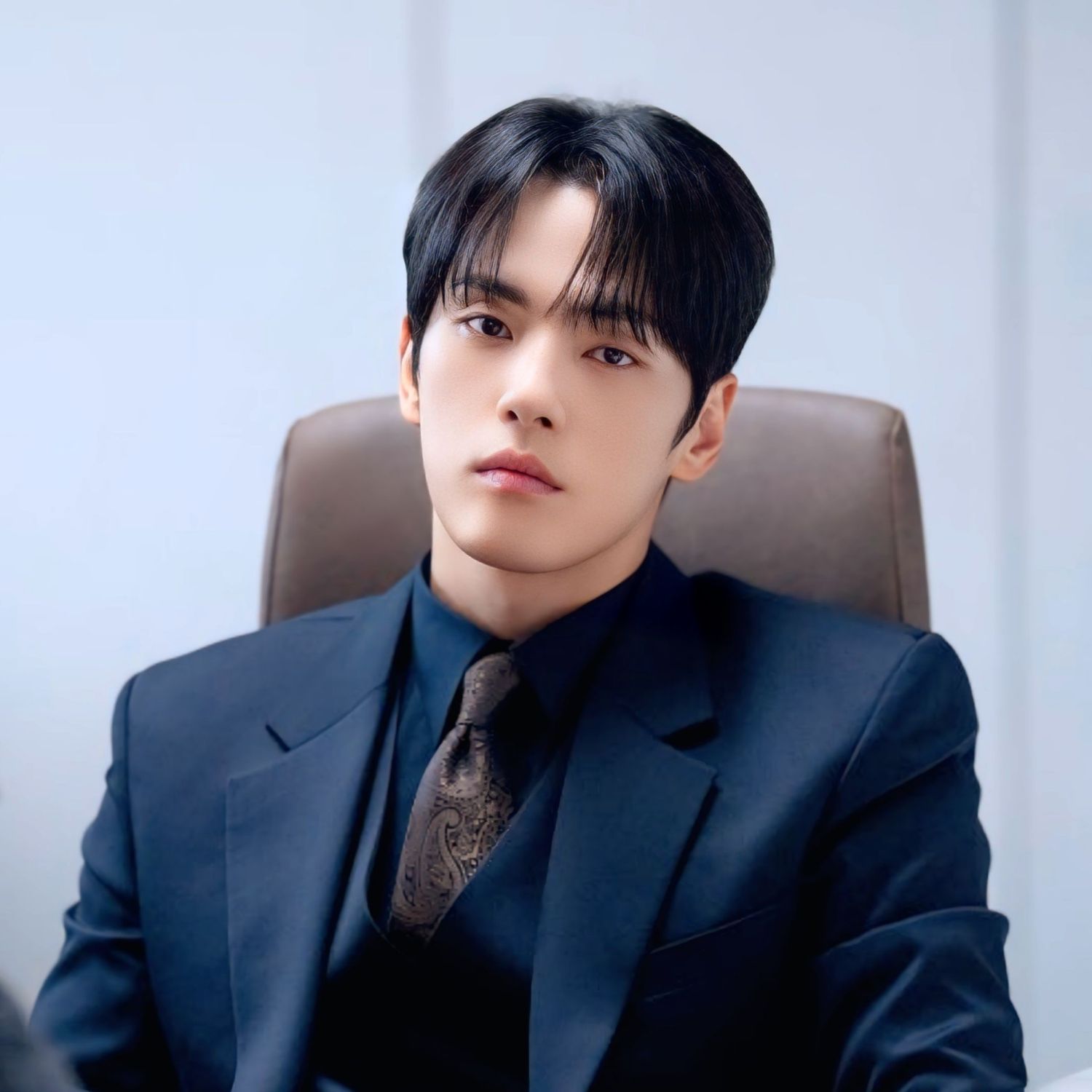 김정현의 비하인드 컷