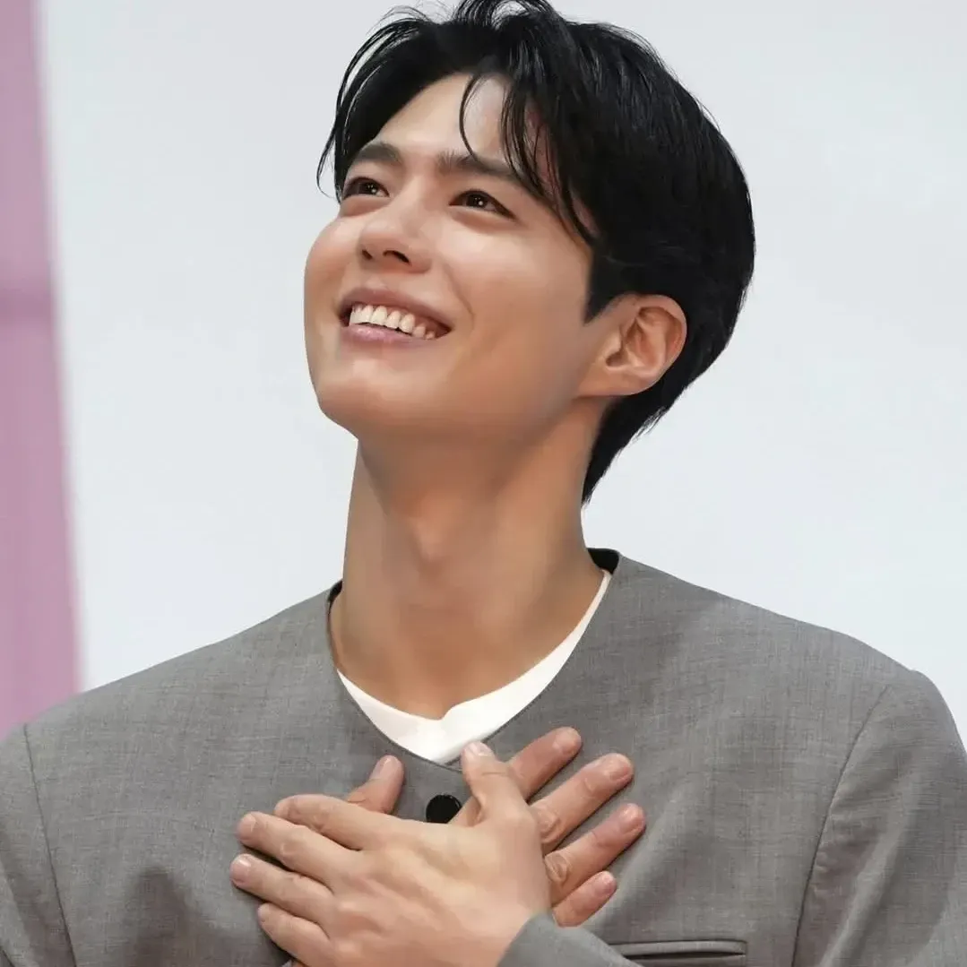 朴寶劍的最新照片