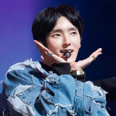 이준기 최근 활동샷