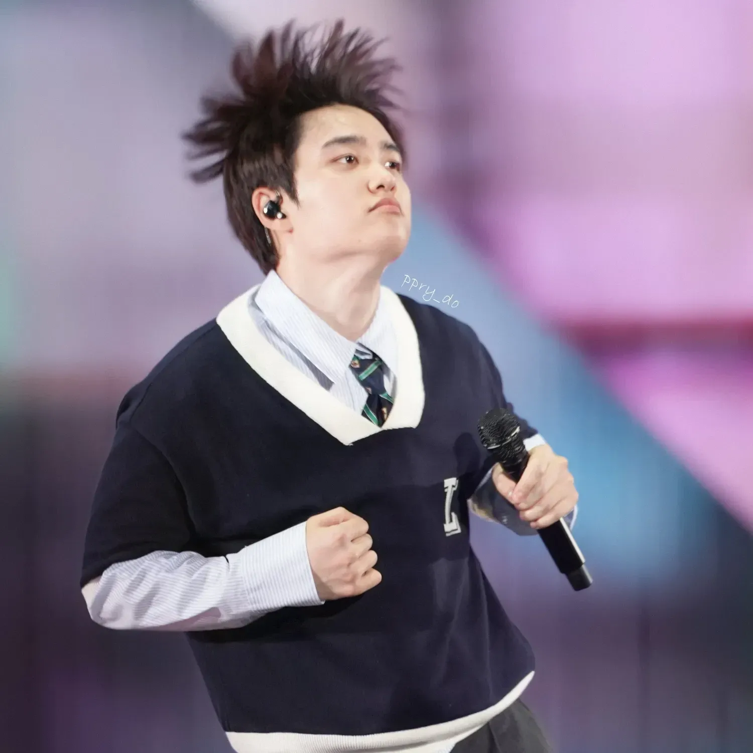 Cuplikan di balik layar dari Doh Kyungsoo (D.O.)