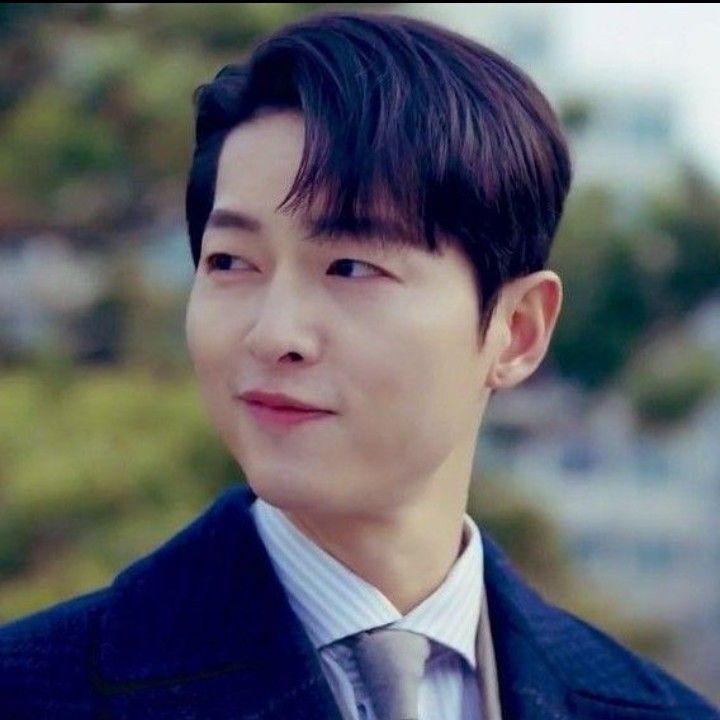 Foto kegiatan terbaru dari Song Joongki