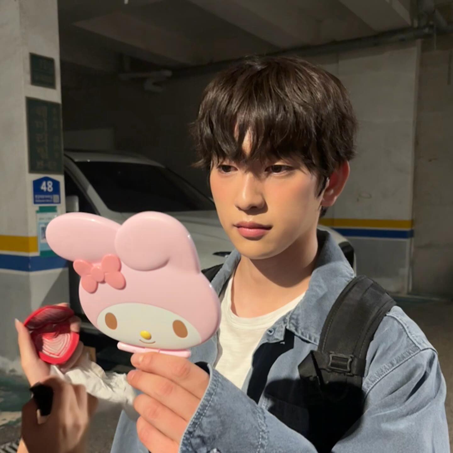 Behind-the-scenes cut of Park Jinyoung