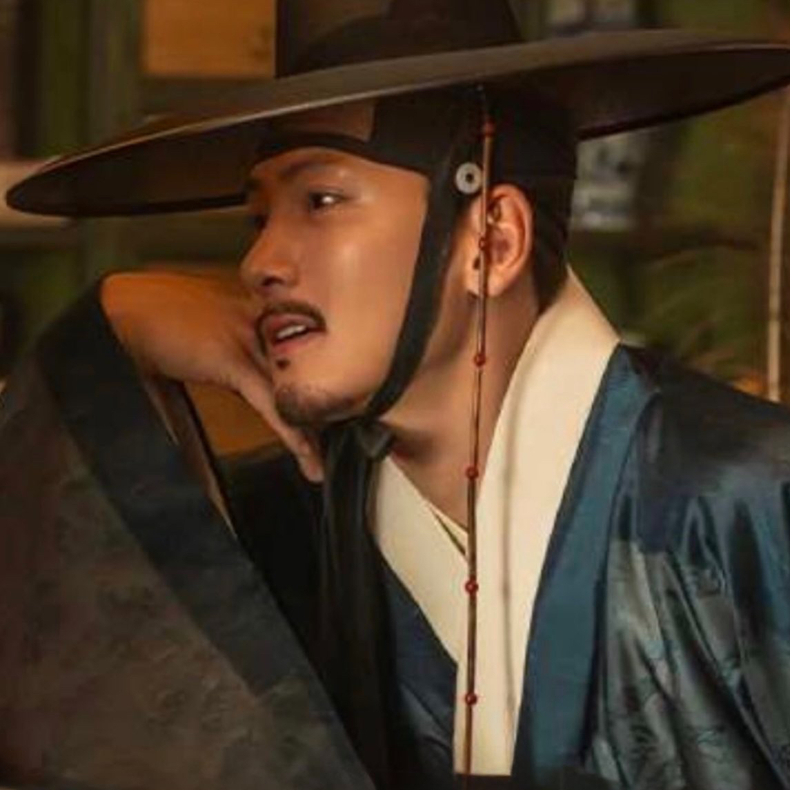 Behind-the-scenes cut of Ji Changwook