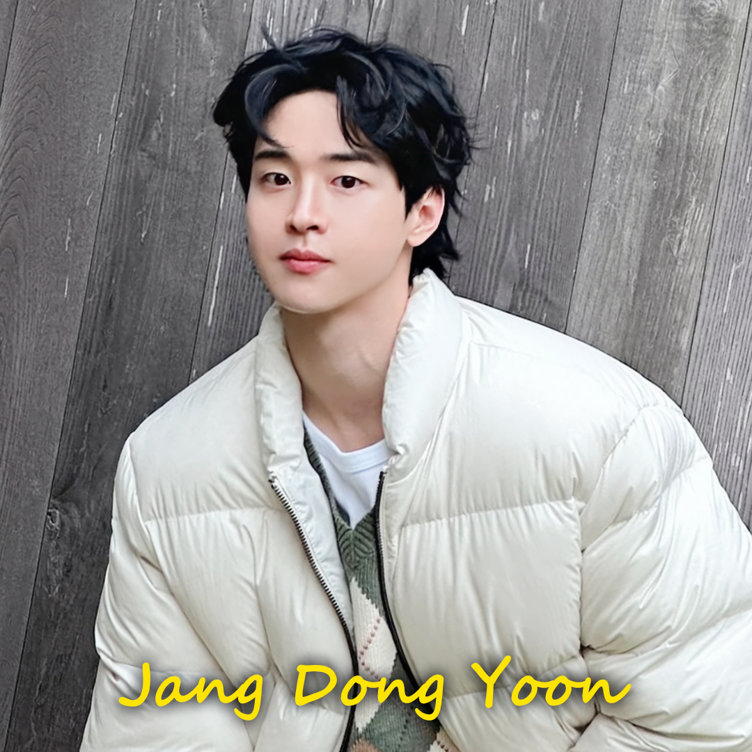 A moment captured by a fan of Jang Dongyoon