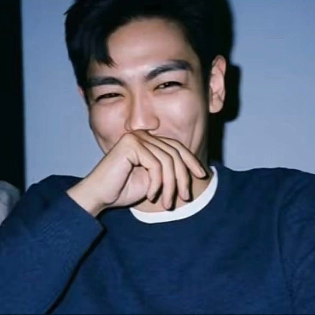 Behind-the-scenes cut of T.O.P