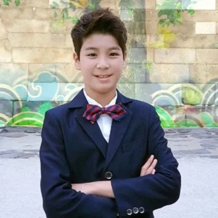 Recent activity shot of Jeong Dongwon