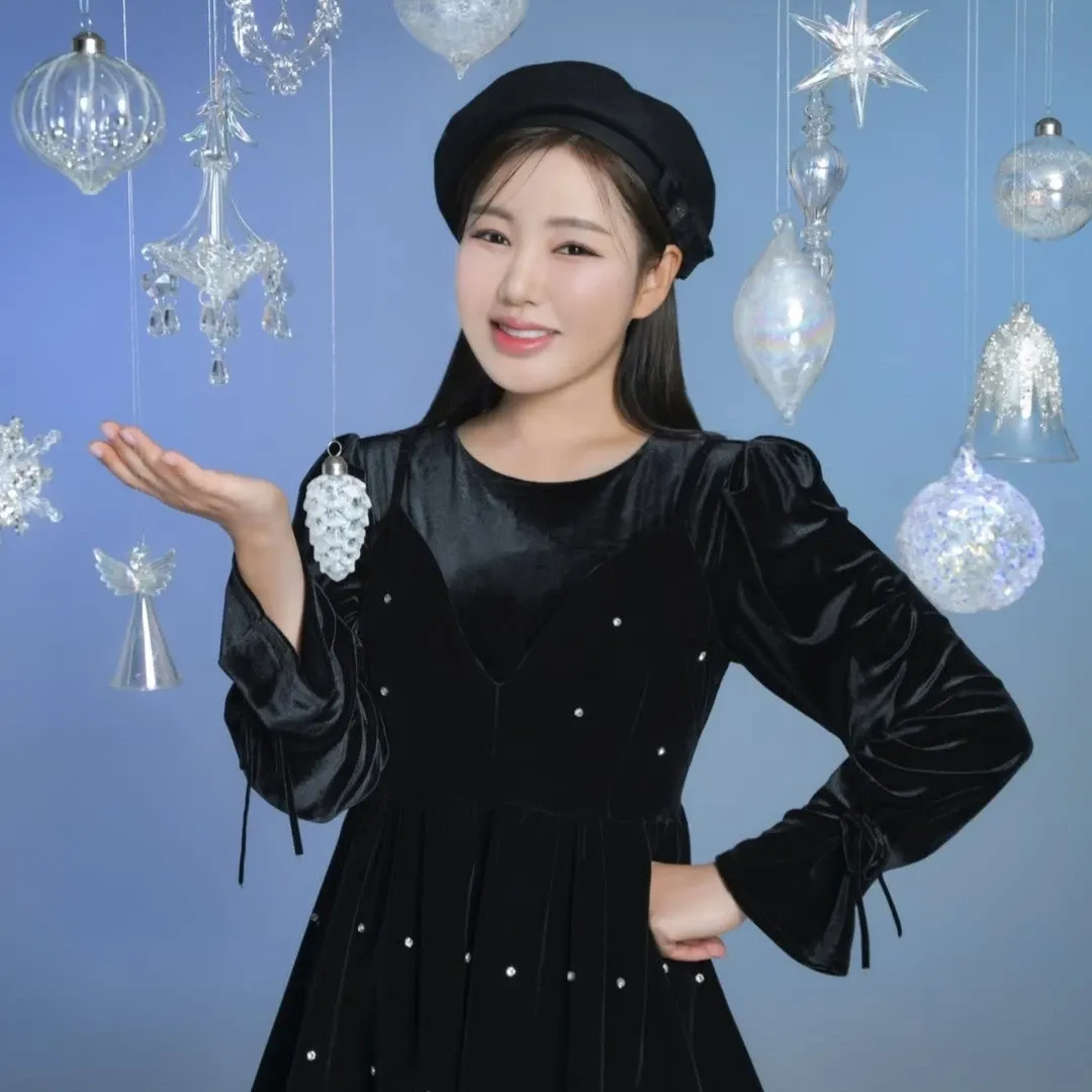 宋歌人的最新照片