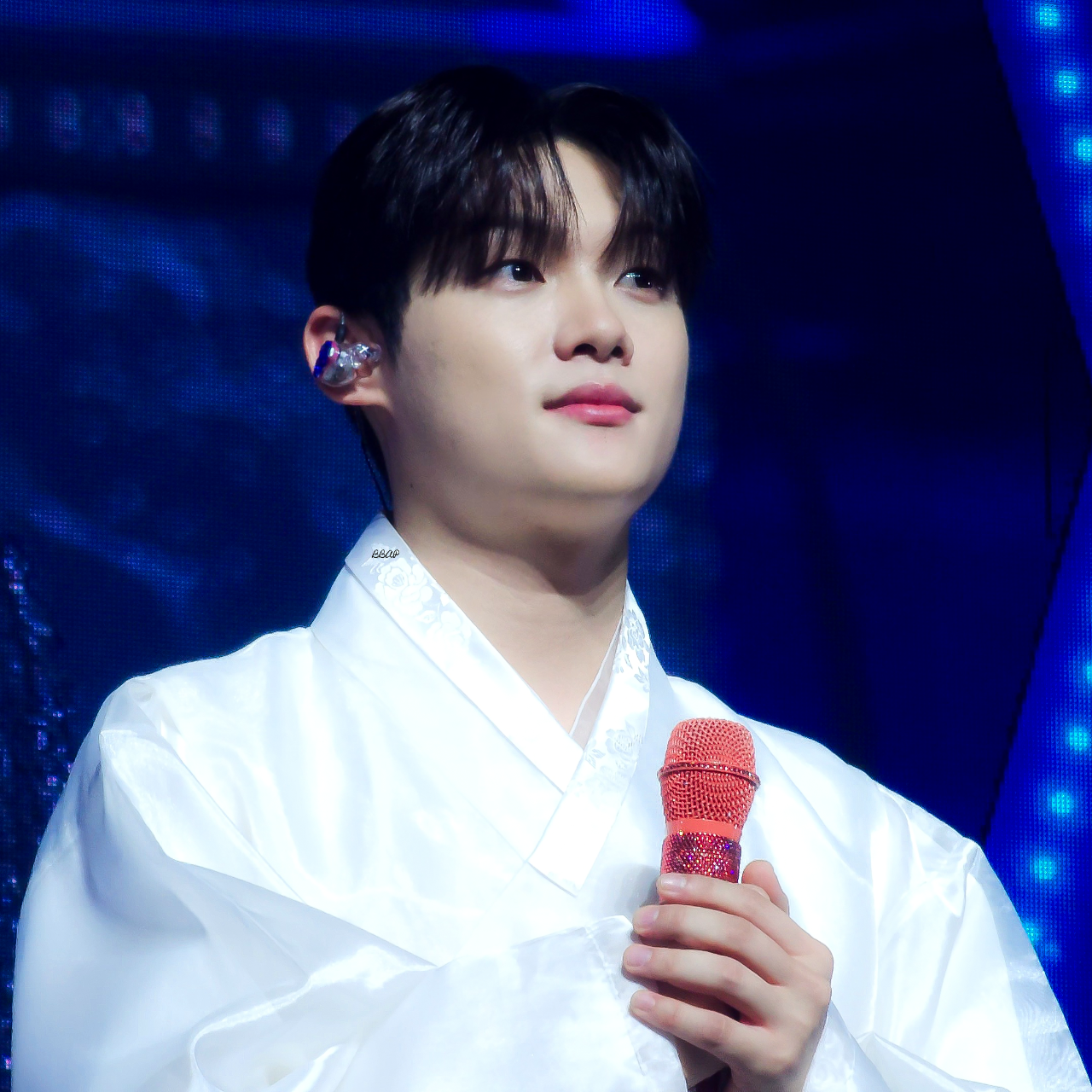 Behind-the-scenes cut of Choi Jaemyeong