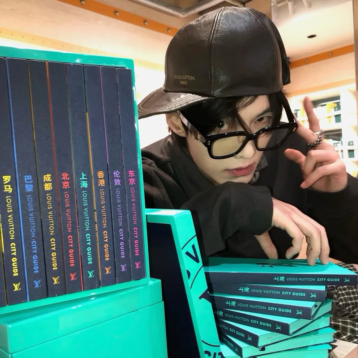 Latest photo of He Yu