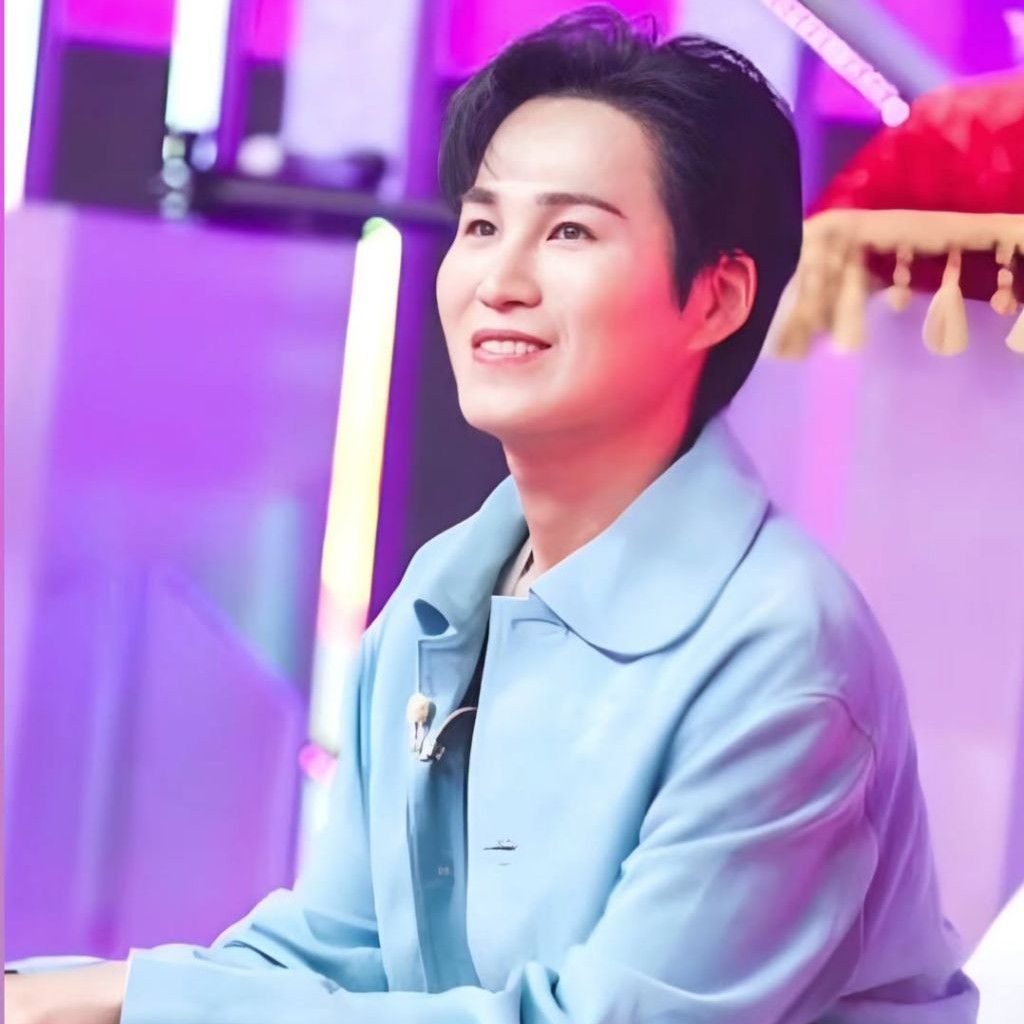 Behind-the-scenes cut of Kim Heejae