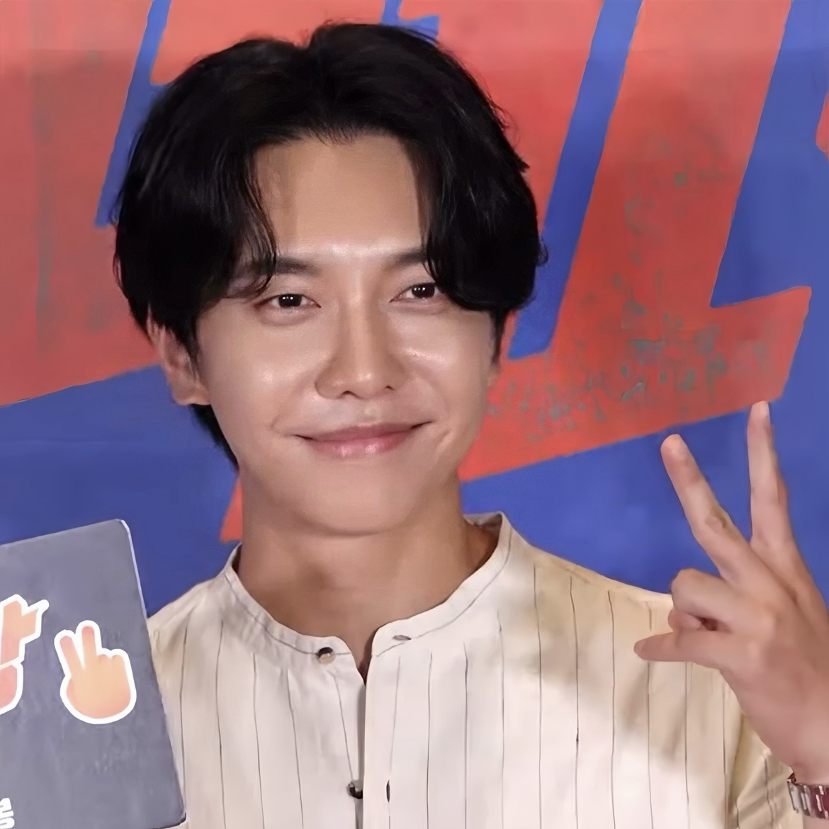 Foto kegiatan terbaru dari Lee Seunggi