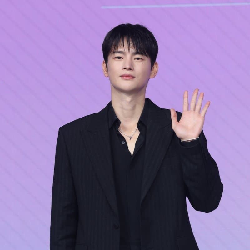 ソ・イングクのビハインドカット