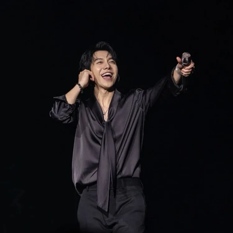 Cuplikan di balik layar dari Lee Seunggi