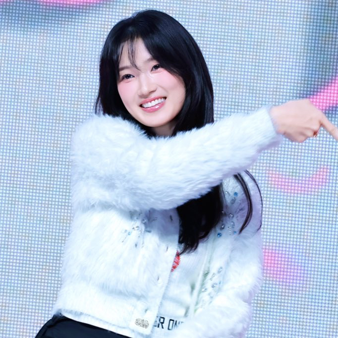 Latest photo of Kim Hyeyoon